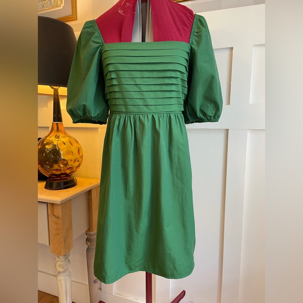 Green Puff Sleeve Long Sleeve Dress - Elegant Pleated Bodice